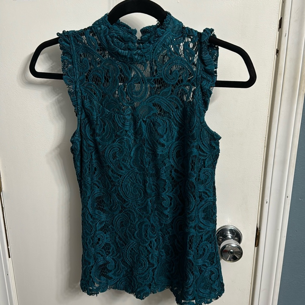 Women’s blouse